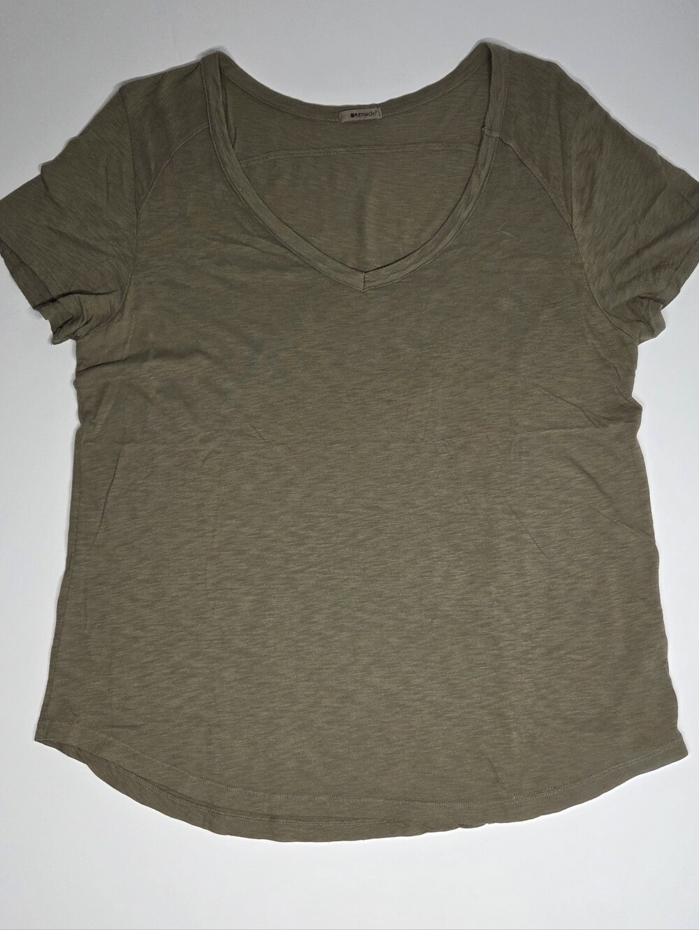 LAmade Everyday V-Neck Short-Sleeve Tee - Olive Green - Picture 3 of 9